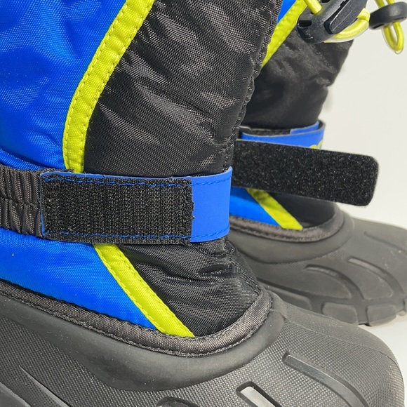 Sorel Flurry Youth Boots In Mint Used Condition like New! Unisex - Picture 3 of 10